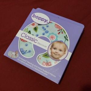 BNIB Boppy Classic Slipcover